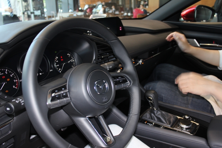 看完四代MAZDA 3這次大改款，只能說還好買了四代FOCUS！