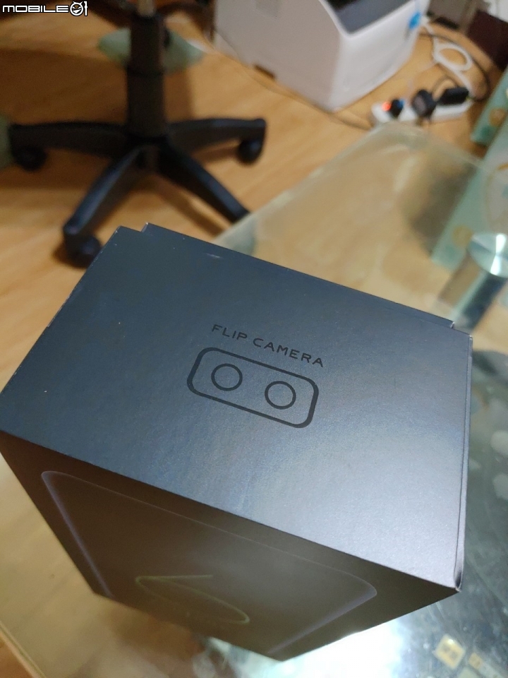 【開箱評測】翻轉手機, 隨心所欲. Asus ZenFone 6 !!  同時兼顧高容量電池及高效能處理器, 翻轉式相機的智慧型手機..