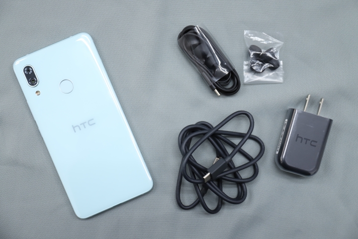 謙和綠 htc U19e小開箱