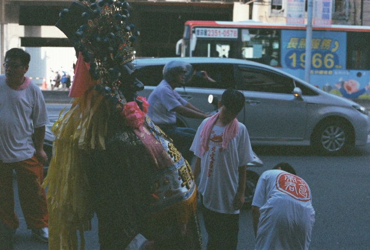 [Canon EOS 55]兒育|城隍一日遊[Kodak 200][50mm]