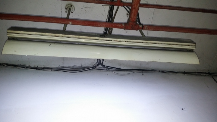 請問這是甚麼燈具?