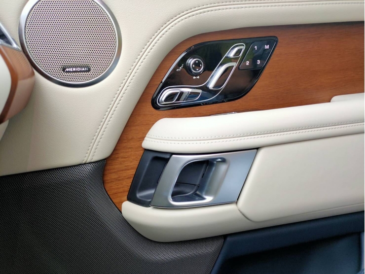 【開箱】2019 Range Rover 3.0SCV6 Vogue內裝圖分享