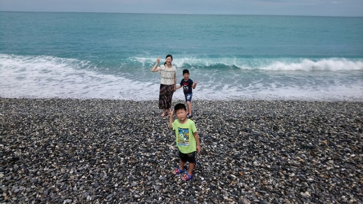 20樓的天空 Posts 花蓮、宜蘭、東北角悠悠哉哉四天三夜親子之旅Day2-4行程~[花蓮景點]美麗的七星潭~看海吹風的好去處