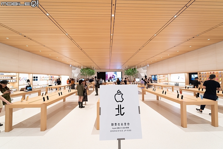 Apple 信義 A13 週末開幕！ 跟著小惡魔先來逛逛！