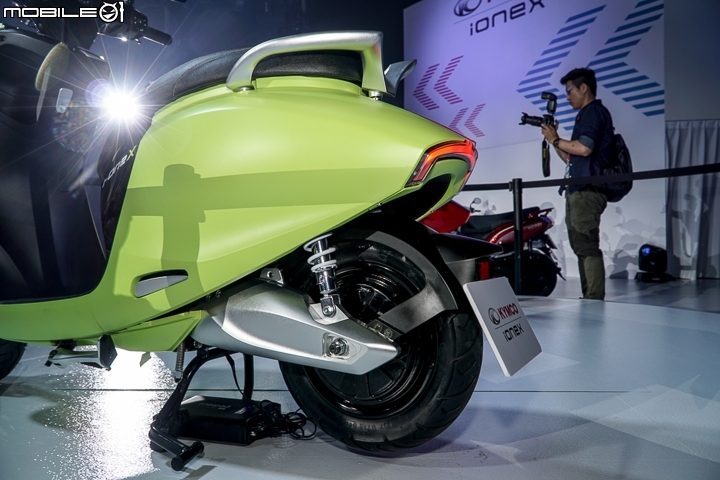 【採訪】iONEX 2.0 全面啟動！KYMCO 光陽白牌電動機車 i-One X 及 Like EV 正式登場！ManyEV、NiceEV 小改款同步亮相！高雄捷運合作方案 A