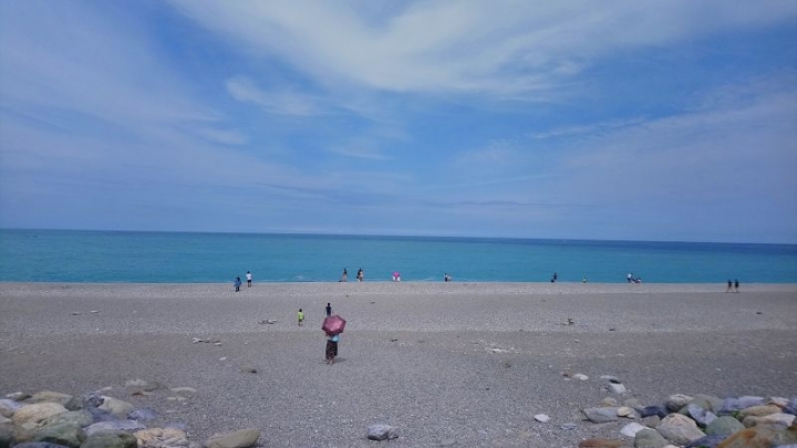 20樓的天空 Posts 花蓮、宜蘭、東北角悠悠哉哉四天三夜親子之旅Day2-4行程~[花蓮景點]美麗的七星潭~看海吹風的好去處