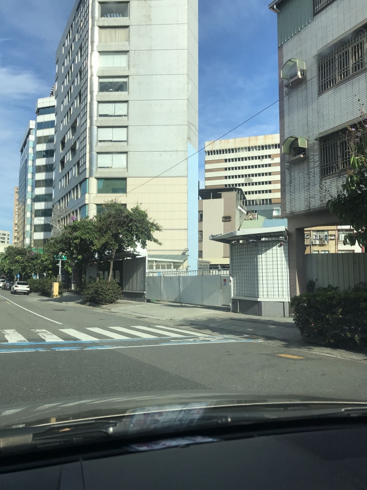 仰德建設七賢二路新29層新建案
