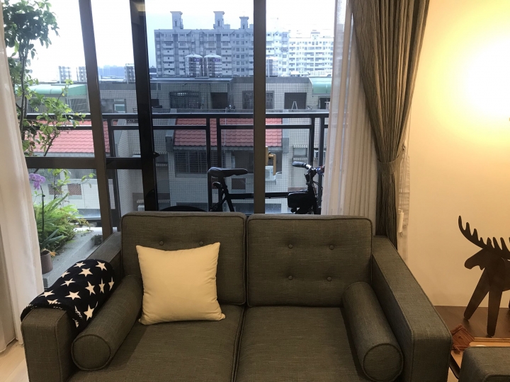 ［開箱］台中新四房，溫暖木質搭配
