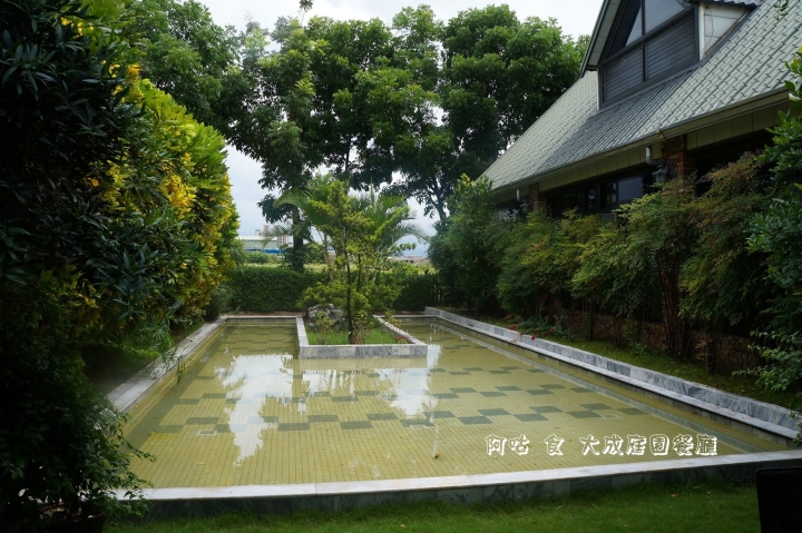 【臺南Ω善化區】大成庭園餐廳。評價頗佳，菜色豐富，擁有風格獨具的五棟宴會廳