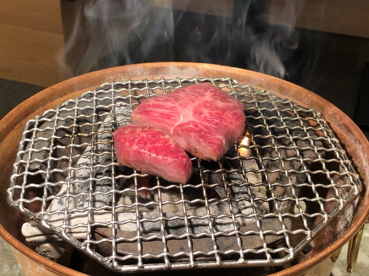 【美食。食記】台北 信義區 王女の貞 一秒流淚橫隔膜？！ 樂軒松阪亭 燒肉 烤肉 壽喜燒 A5和牛 日本 澳洲 菜單 價位
