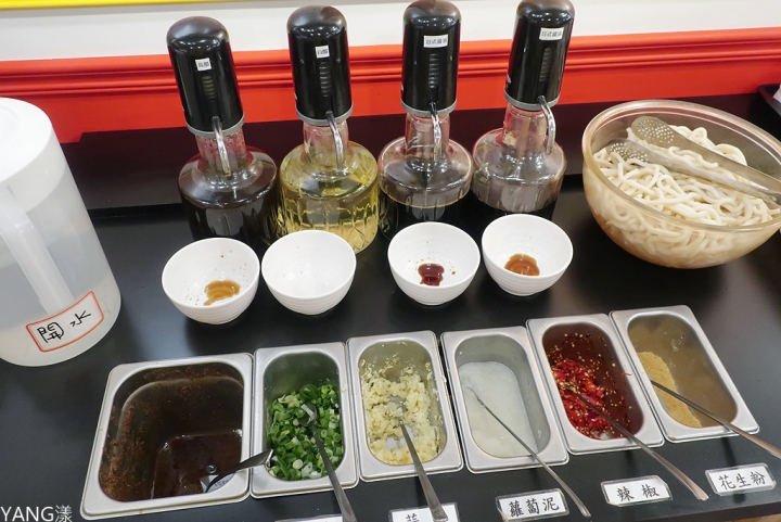 【蘆洲】鮮開鍋，美味起司牛奶鍋、和風麻辣鍋底不加價，副餐無限吃到飽
