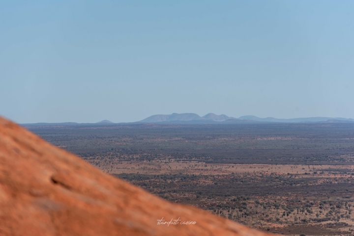 【澳洲北領地自由行】烏魯魯卡塔丘塔國家公園：爬上ULURU