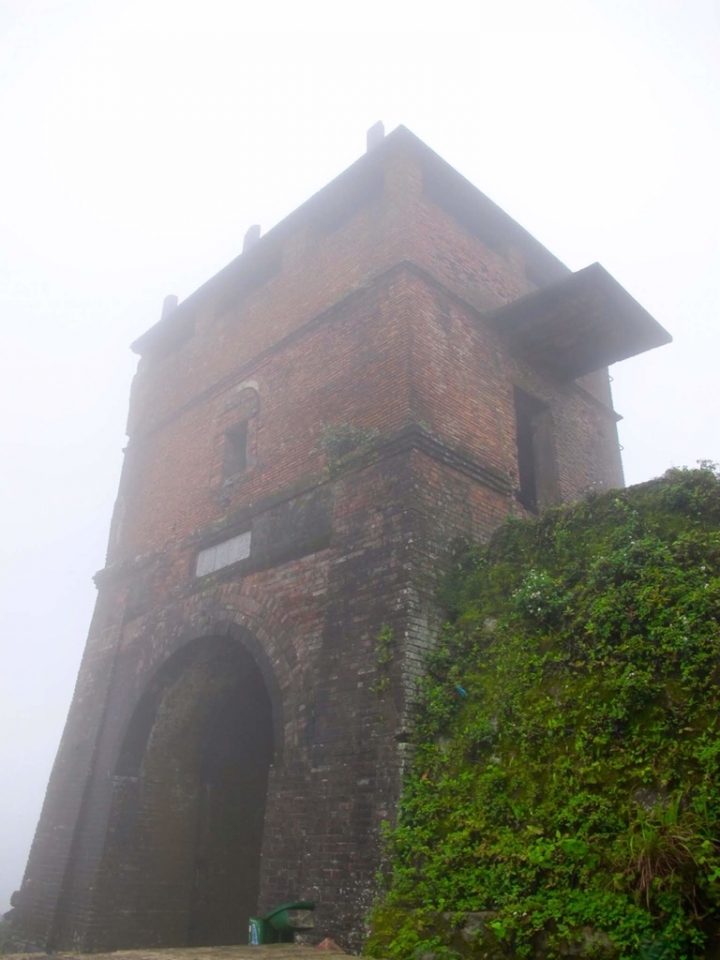 【Vietnam.走跳】中越順化文化遺產-順化皇城.靈姥寺與啟定陵一日遊旅