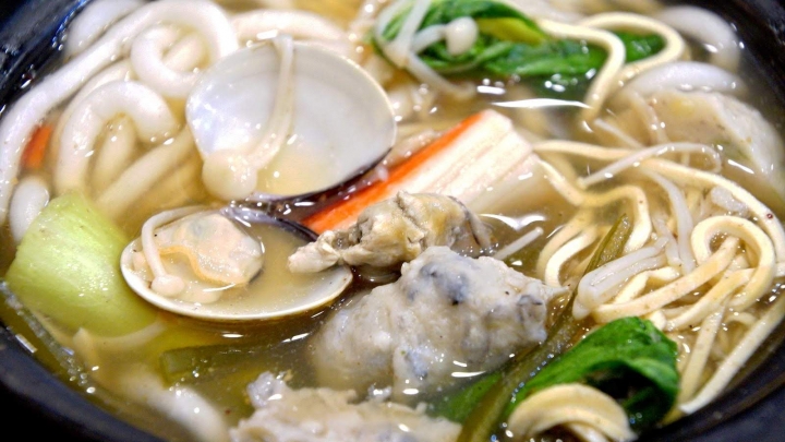 [台南][永康區] 王靜砂鍋土豆粉、老潼關肉夾饃｜食記