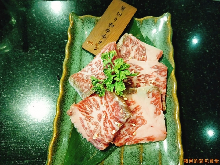 [食記] 新竹北區 - 魂燒肉 和牛燒肉 安格斯黑牛香氣逼人 油脂在口中化開 肉汁滿盈 KTV包廂無限歡唱 新竹美食 燒烤