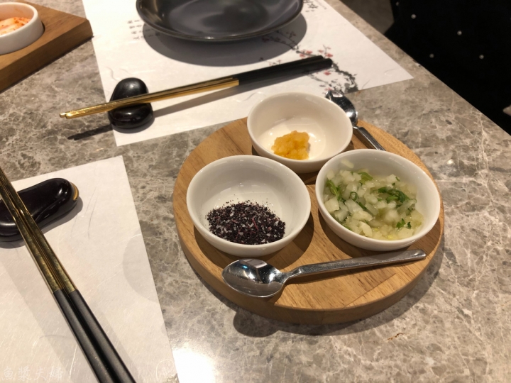 【美食。食記】台北 信義區 王女の貞 一秒流淚橫隔膜？！ 樂軒松阪亭 燒肉 烤肉 壽喜燒 A5和牛 日本 澳洲 菜單 價位