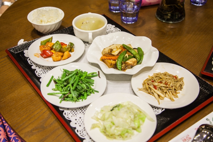 霧峰ll 帶著爸媽旅行趣。住宿如何安排。度假好去處議蘆會館