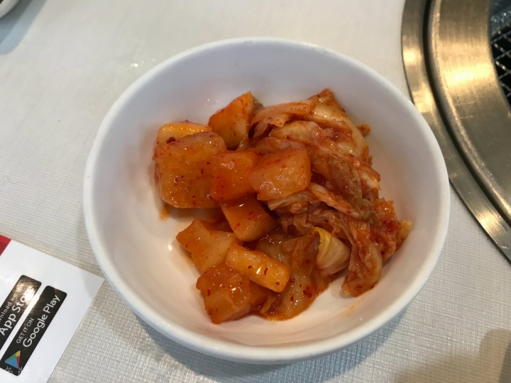 【美食。食記】東京 足立區 便宜到想不透的一人燒肉吃到飽 啾啾燒肉 じゅうじゅうカルビ 足立中央本町店 菜單 價位 推薦 日式烤肉 午餐必吃