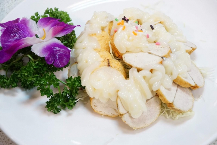 [台南][東區] 椰林大道 現炒，生魚片｜食記