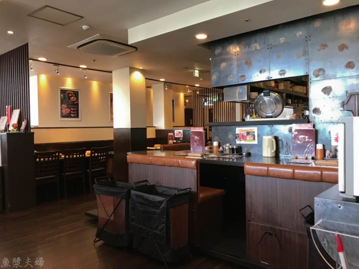 【美食。食記】東京 南千住 有美味雞脖的便宜燒肉焼肉 おもに亭 LaLaテラス南千住店 日式燒肉 烤肉 菜單 價位 午餐 晚餐 推薦 必吃