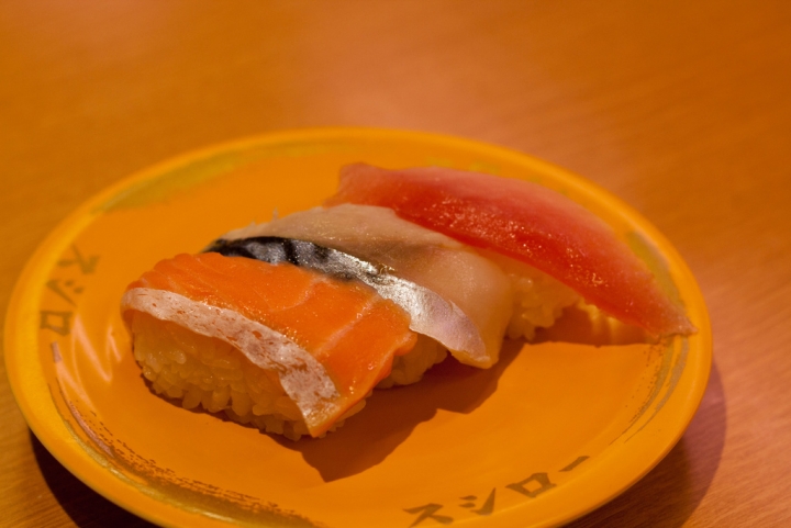 【美食。食記】全日本 N訪心得推薦 新鮮現出 回し寿司 スシロー SUSHIRO 壽司郎 迴轉壽司 必吃 菜單 價位 東京 池袋 西新井 大阪 懶人包 推薦