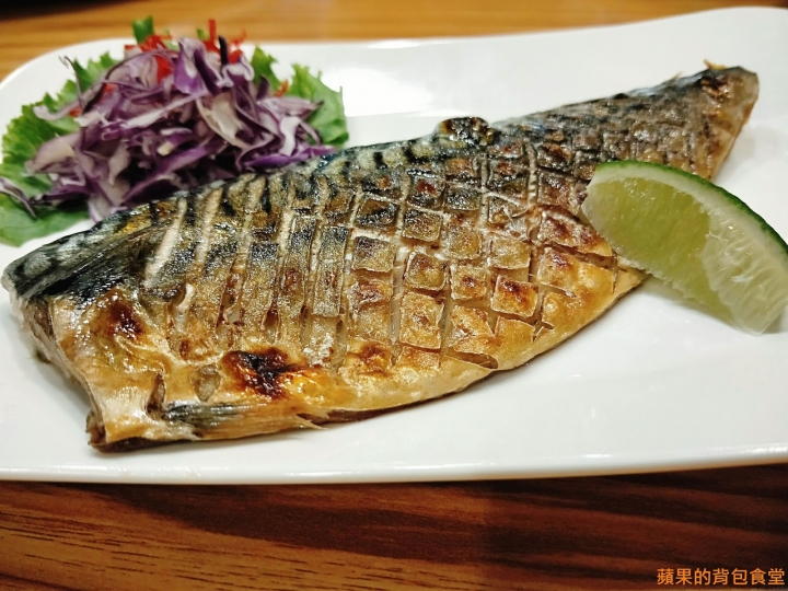 [食記] 新竹東區-東街日式料理-民生店 肥美又大份量的生魚片 軟殼蟹與梅子醬解膩開胃 炸蝦天婦羅土瓶蒸 物超所值 新竹美食