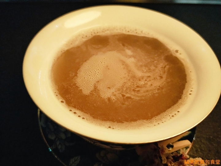 [食記] 新竹東區 - Bar Approx 將進酒 一杯就讓你有感覺的調酒 對味的新奇下酒餐點 昏暗中國風 放鬆自在的氣氛 新竹美食 新竹酒吧