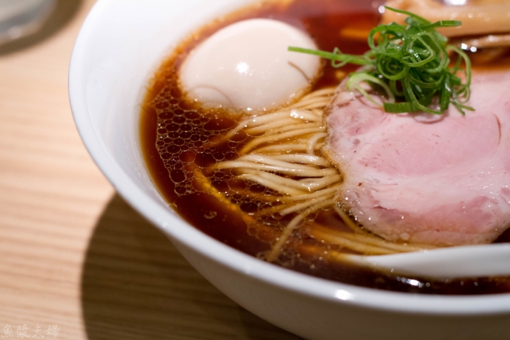 【美食。食記】東京 尾久商店街 町屋 私藏3.94分非百名店 拉麵1/20 RAMENにじゅうぶんのいち （RAMEN1/20） 午餐 晚餐 推薦 菜單 價位 必吃
