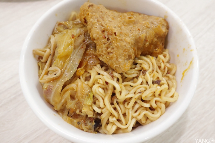 【蘆洲】鮮開鍋，美味起司牛奶鍋、和風麻辣鍋底不加價，副餐無限吃到飽