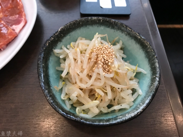 【美食。食記】東京 南千住 有美味雞脖的便宜燒肉焼肉 おもに亭 LaLaテラス南千住店 日式燒肉 烤肉 菜單 價位 午餐 晚餐 推薦 必吃