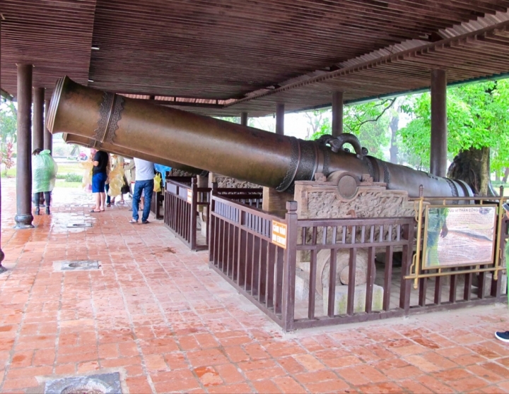 【Vietnam.走跳】中越順化文化遺產-順化皇城.靈姥寺與啟定陵一日遊旅