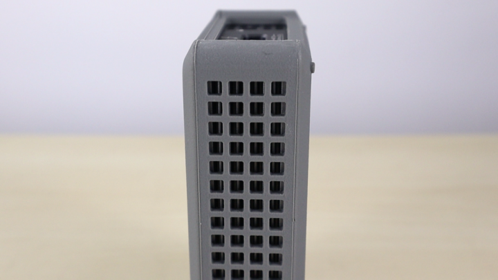 AKiTiO T3–10G Fanless Design and Bus Powered Switch Thunderbolt 3 to 10GbE