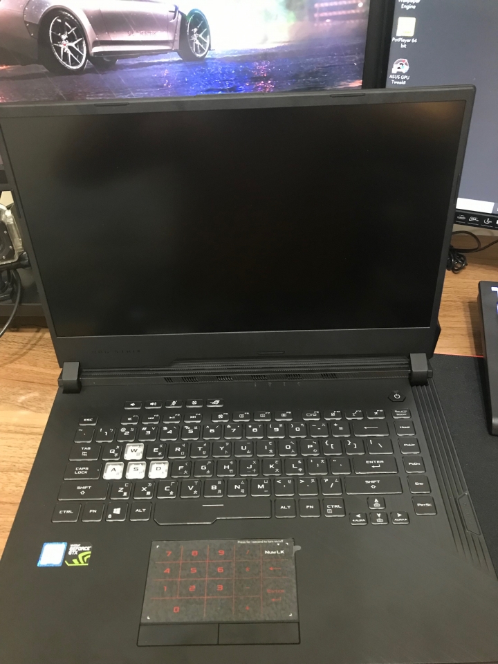 ROG Strix G微開箱