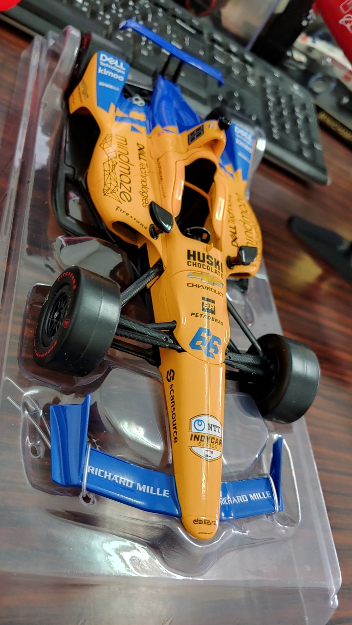 [開箱]1/18 INDYCAR  F.ALONSO #66