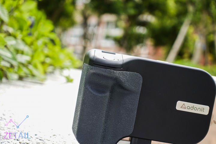 Adonit PhotoGrip Qi 藍牙 + 無線充電拍照握把 開箱體驗：一手掌握全世界