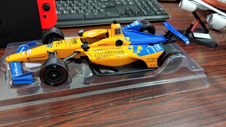 [開箱]1/18 INDYCAR  F.ALONSO #66