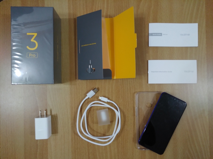 點我看大圖 realme 3 Pro 開箱測試