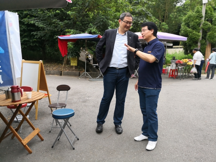 星期六限定的抗日咖啡