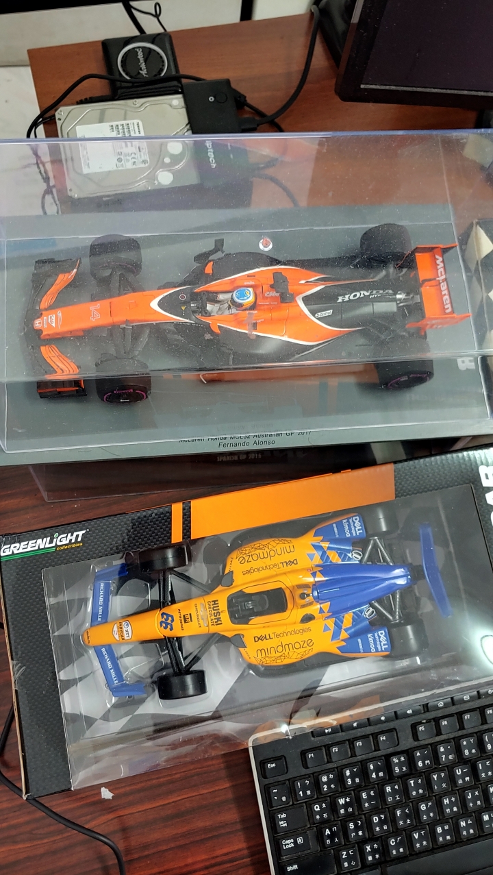 [開箱]1/18 INDYCAR  F.ALONSO #66