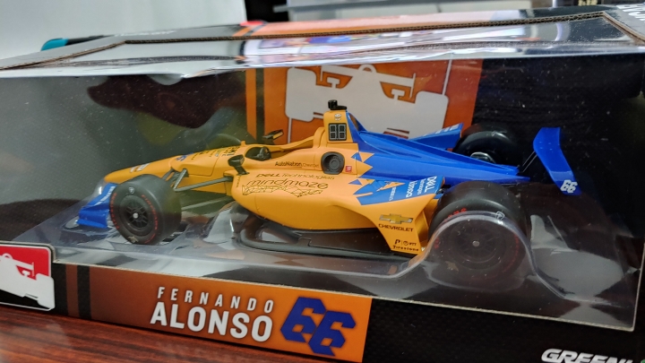 [開箱]1/18 INDYCAR  F.ALONSO #66
