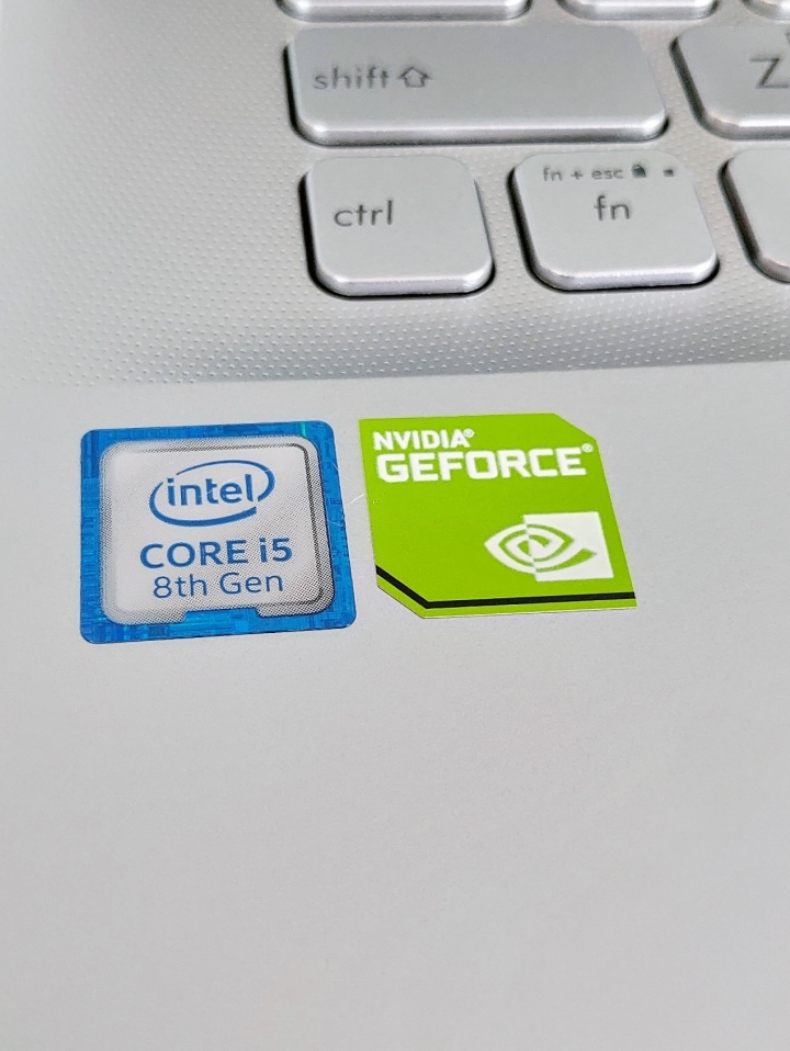 Vivobook S14 S412高CP值的獨立觸控板數字鍵輕薄筆電開箱