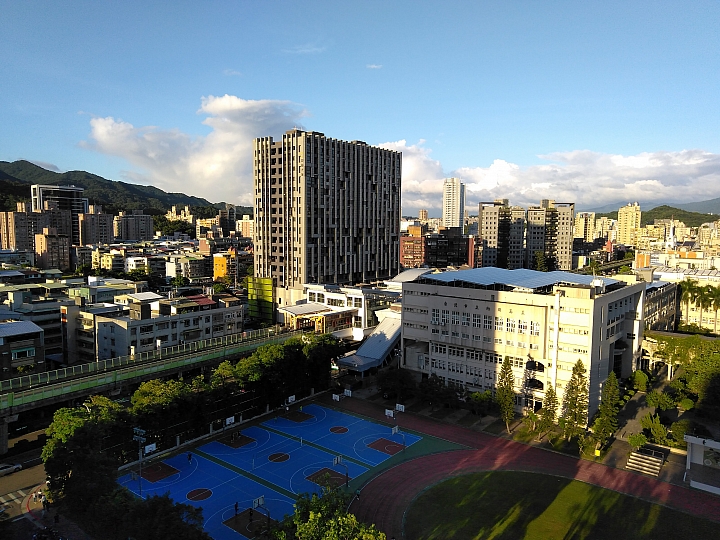 Nokia 4.2 五千有找的NFC水滴機，價格到位那功能有感嗎？