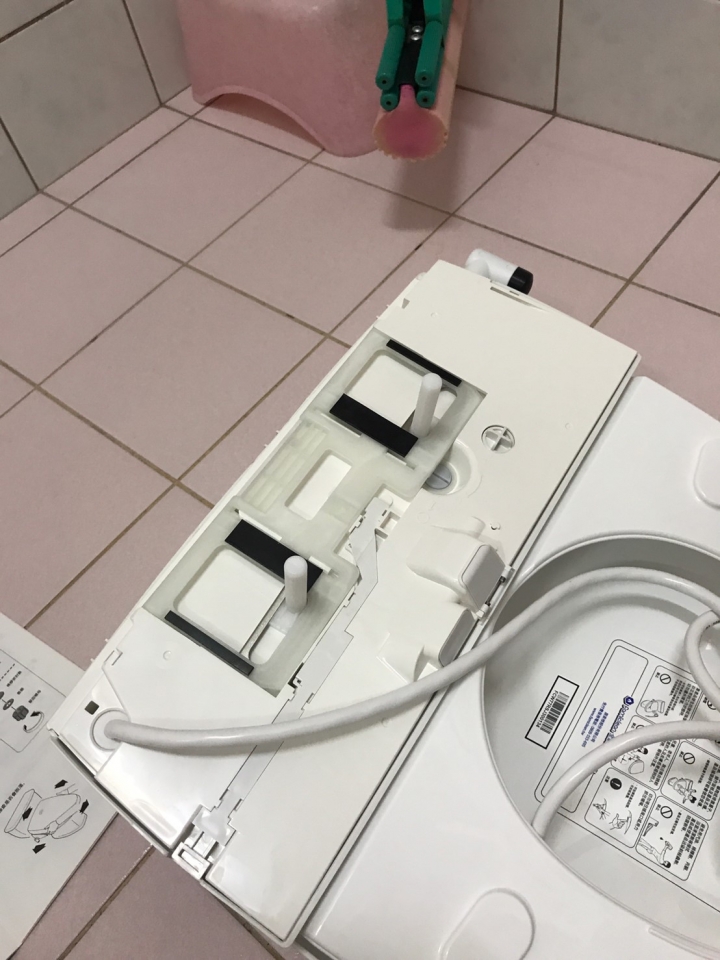 自己安裝免治馬桶好像也沒那麼難