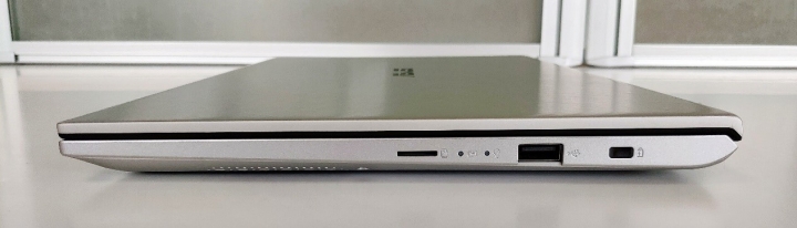 Vivobook S14 S412高CP值的獨立觸控板數字鍵輕薄筆電開箱