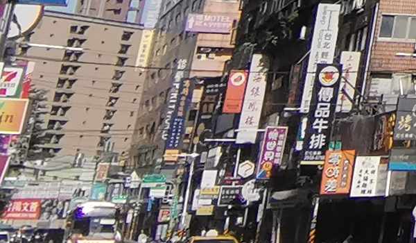 Honor 20 Pro 簡單上手報告 (增加一些相片比較)