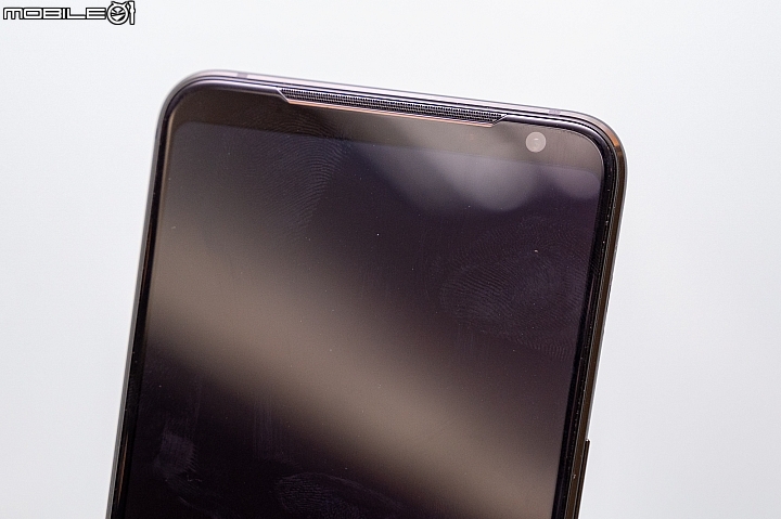ASUS ROG Phone II揭曉 首搭S855+螢幕也變大、配件合體更實用！