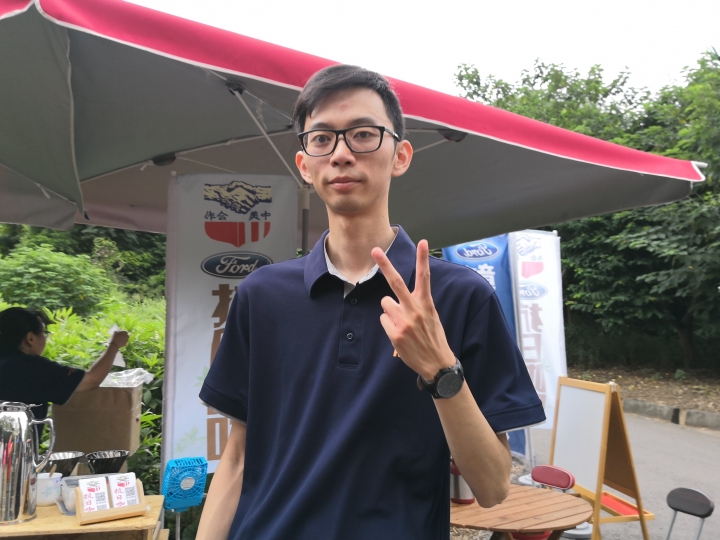 星期六限定的抗日咖啡