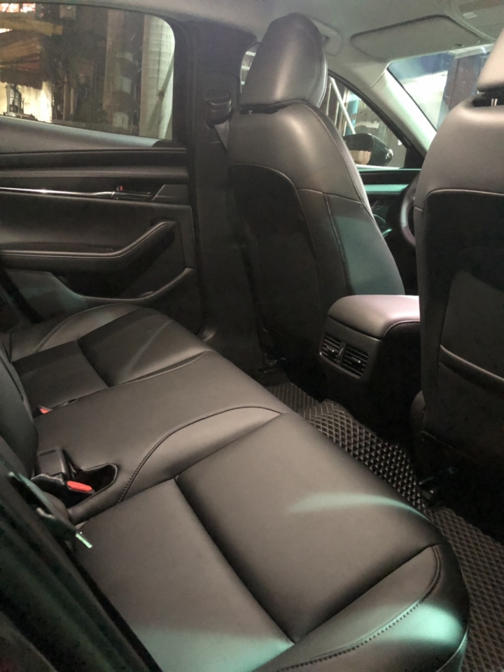 [開箱] Mazda 3 2020年式 4D旗艦 星燦藍