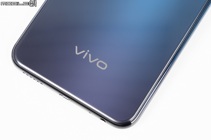 vivo Y17體驗報告：萬元內也能有高續航與超廣角！