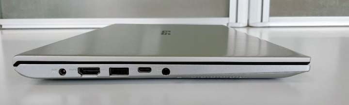 Vivobook S14 S412高CP值的獨立觸控板數字鍵輕薄筆電開箱